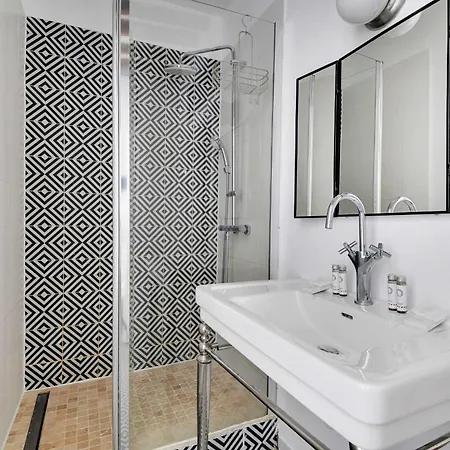 Lejlighed Montgolfier Paris